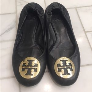 Tory Burch Reva flats black and gold